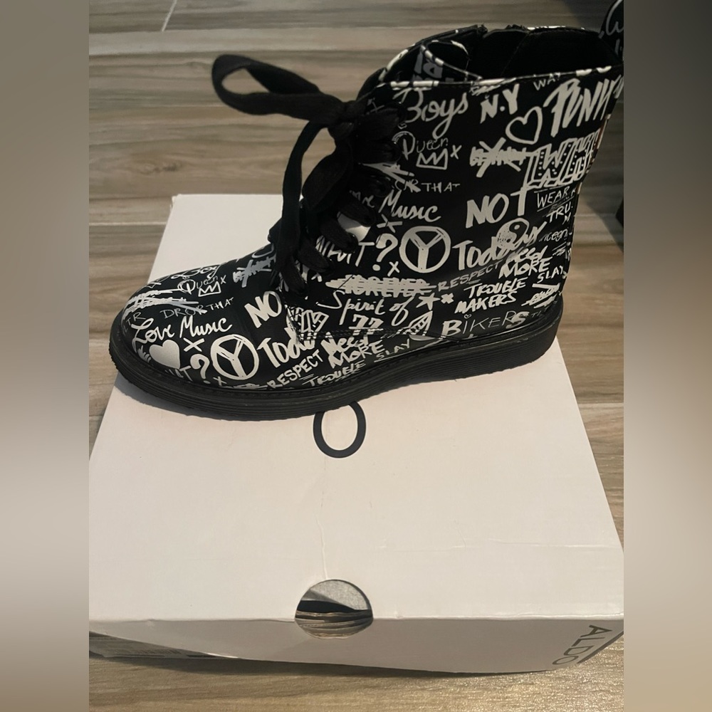 Aldo Size 7